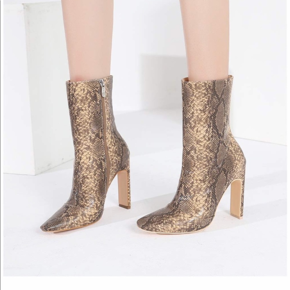 MACKINJ, SIZE 6.5 snakeskin heel boot